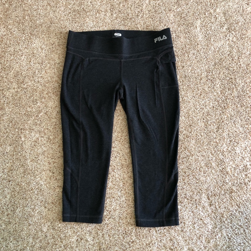 Grey Fila 3/4 length leggings